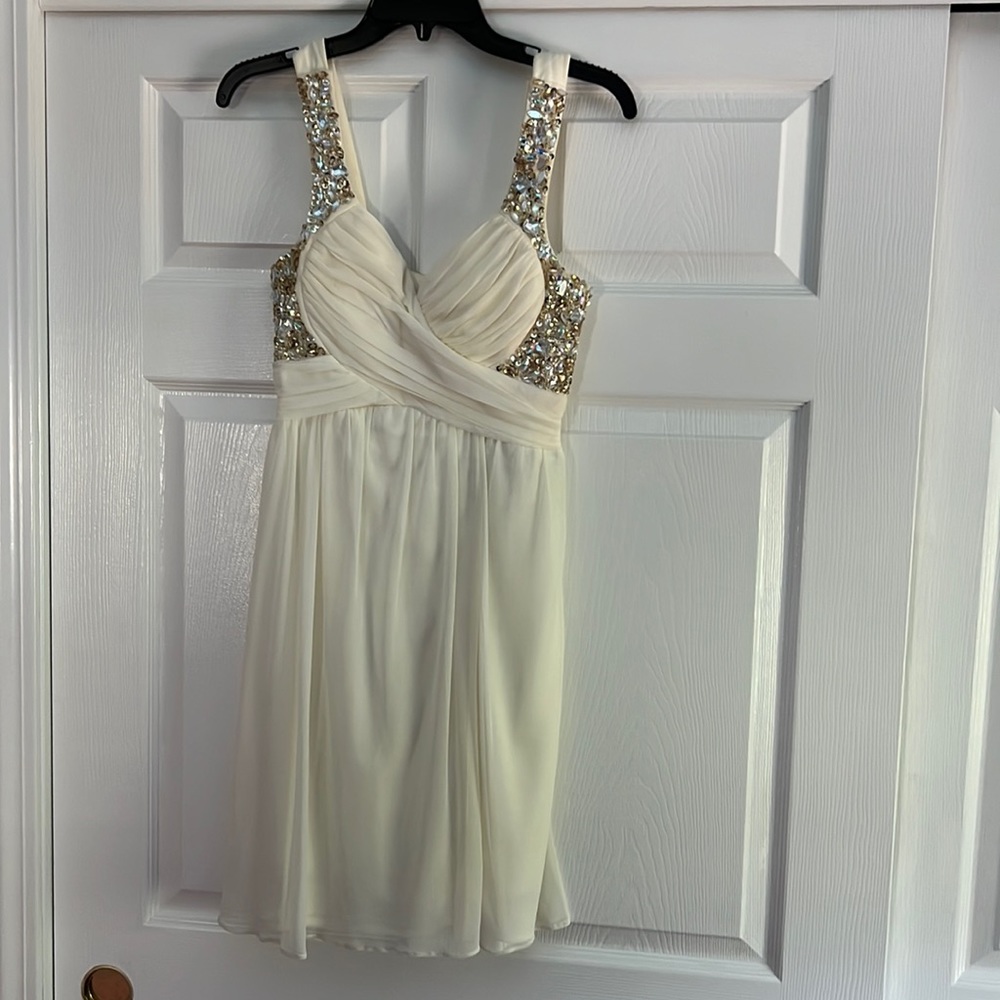 Short formal dress